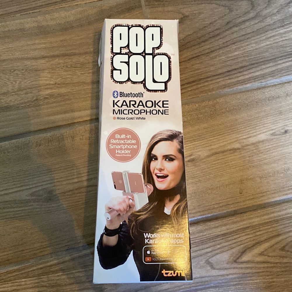 NEW- POP SOLO karaoke microphone- pink/rose gold